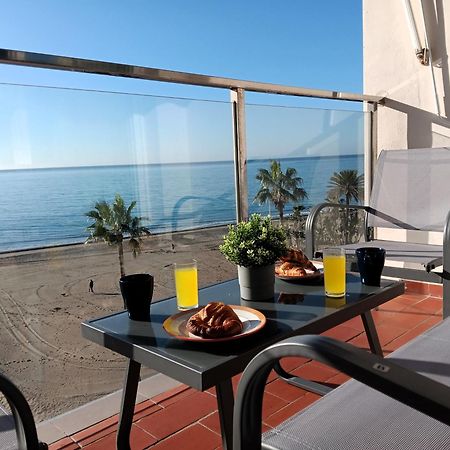 Alojamiento Iberia Playa 에스테포나 외부 사진